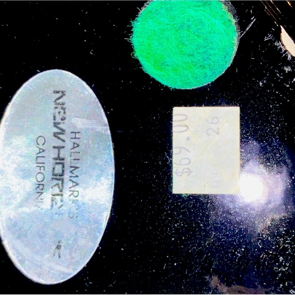 “Hallmark” New/Vintage Glossy Blk. Vase & 9 Pc. Pier 1 Import Quality Fux Silks - Picture 12 of 16